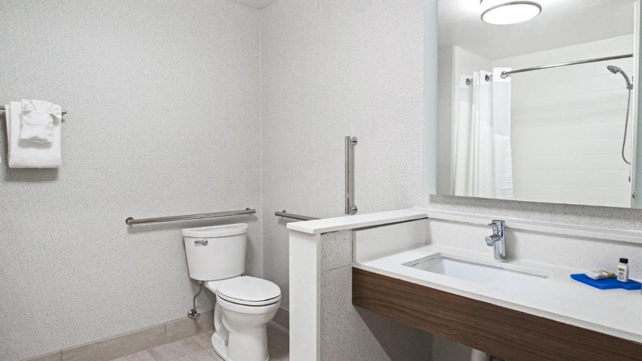 Holiday Inn Express & Suites Racine By Ihg Dış mekan fotoğraf