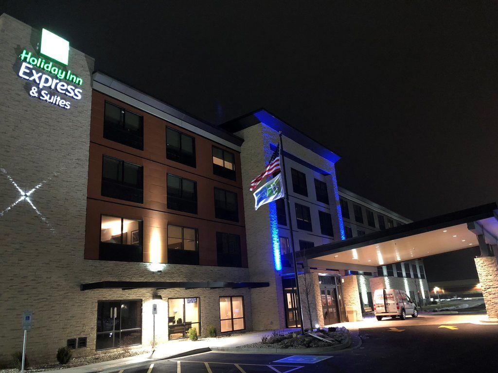 Holiday Inn Express & Suites Racine By Ihg Dış mekan fotoğraf
